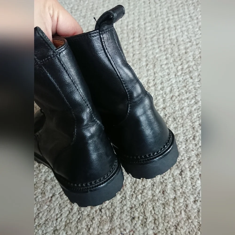 & Other Stories leather lace-up boots size 6